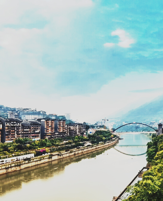 让我们带您领略茅台镇之魅力