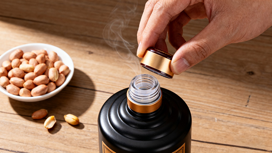 酱香酒品鉴指南：分清&ldquo;溢香&rdquo;与&ldquo;浮香&rdquo;，才算喝懂这口老味道